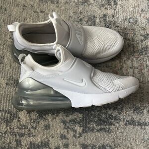 White Nike Air Max 270 Extreme 6Y/ Women’s 7.5